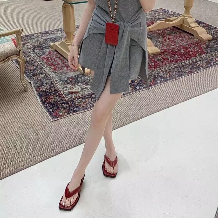 [Su Yinyin of the Same Style] Super JI Welfare Payment~ Square Toe Slope Heel Beach Flip-flops Women's Sandals Outside