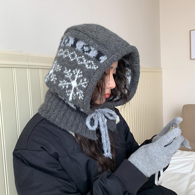 Snowflake Balaclava Hat for Women Autumn and Winter New Knitted Hat Warm Neck Scarf Integrated Ear Protection Woolen Hat