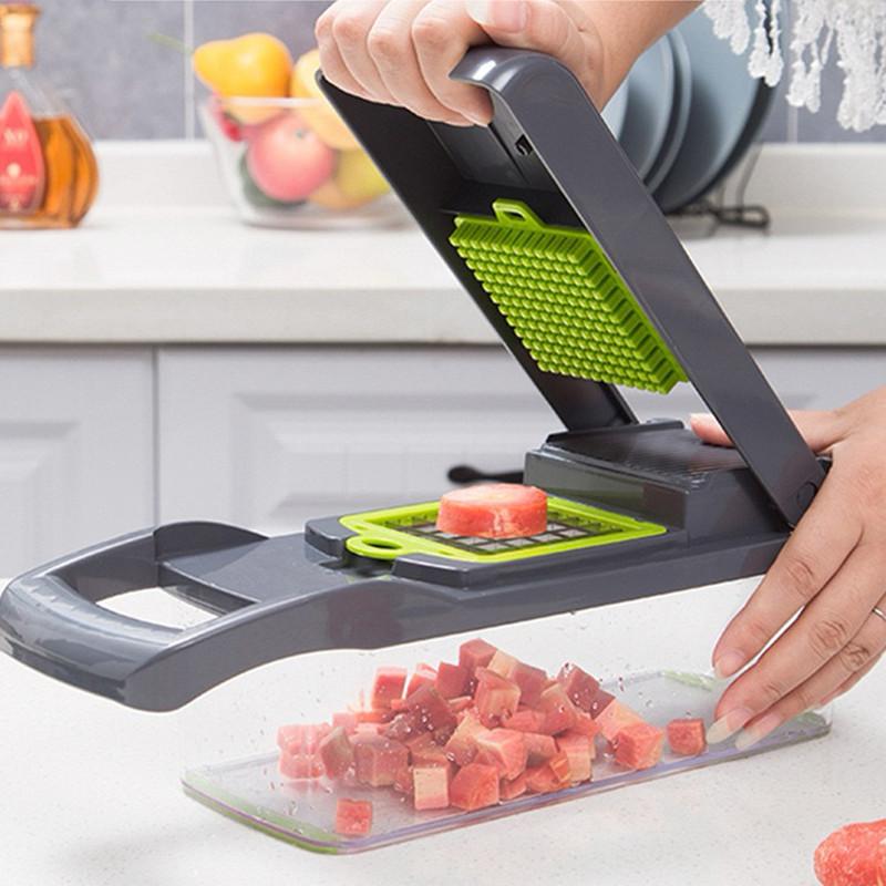 Vegetable Cutter Multifunctional Kitchen Tool 5-in-1 Food Chopper for Tomato Carrot Cheese Onion Handheld Slicer Dicer Grater