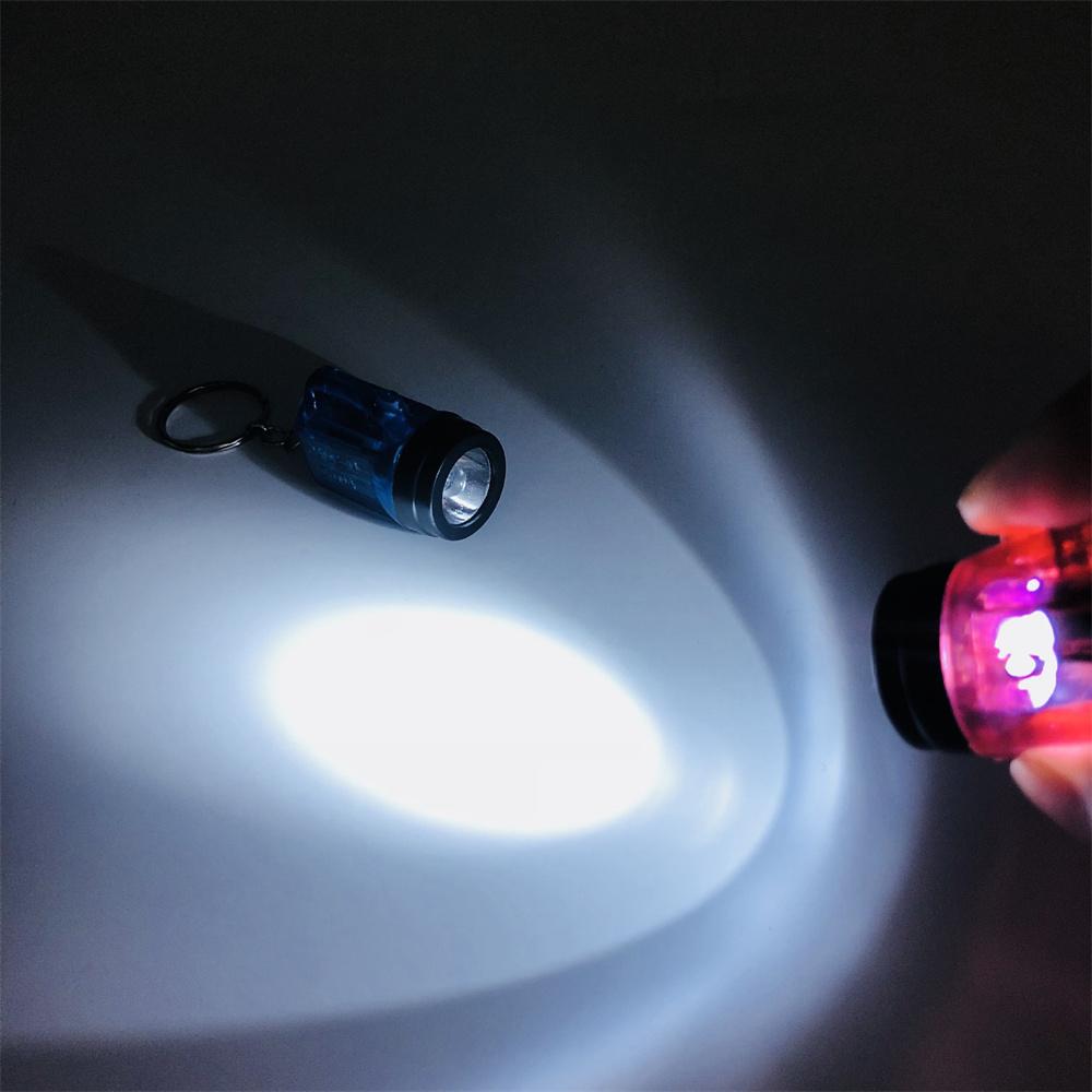 Mini Flashlight Key Chain Battery Light LED Small Miner's Lamp Keyrings Pocket Flashlight Outdoor Emergency Mini Lamp