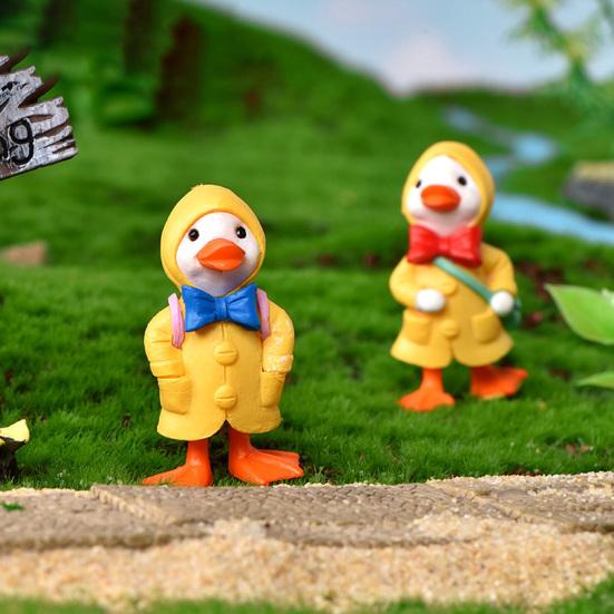 4Pcs/Set Animated Ducks Decorative Ducks Figurines Cartoon Plastic Exquisite Statue for Kids