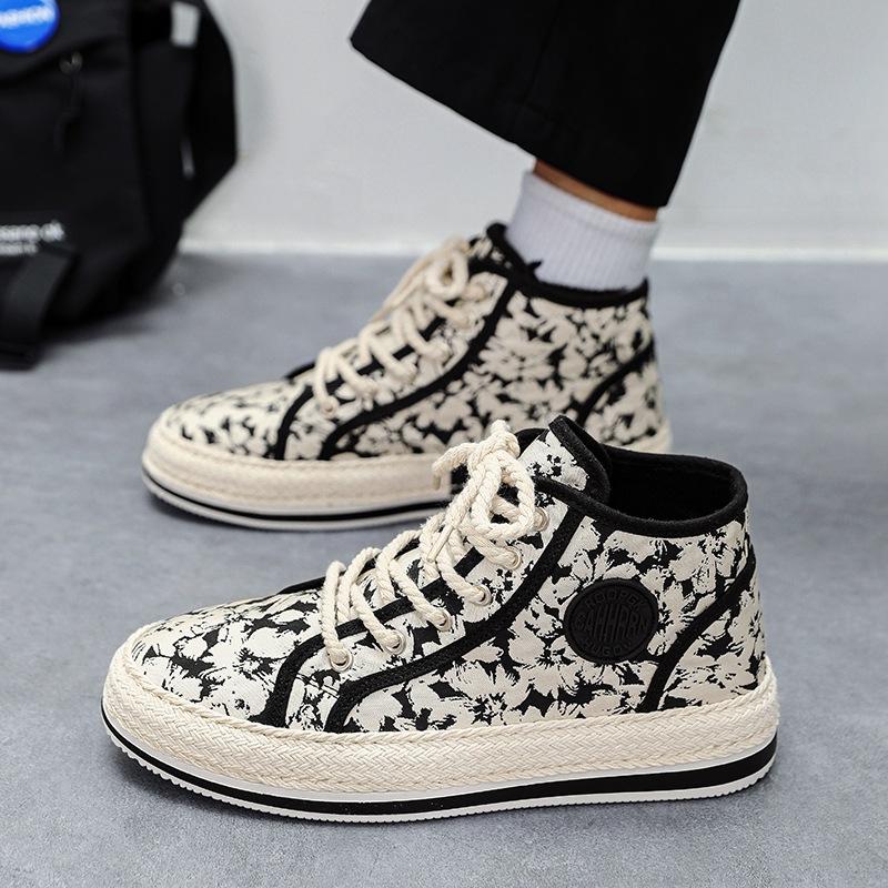 

Высокие мужские туфли осень 2024 новые повседневные кроссовки студенческие молодежные кроссовки мужские тканевые туфли дышащие 39