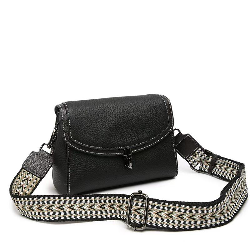 

Niche Design Genuine Leather Small Square Bag 2025 New Fashion Versatile Elegant Simple Small Square Bag Women s Shoulder Crossbody Bag 20*14.6*9