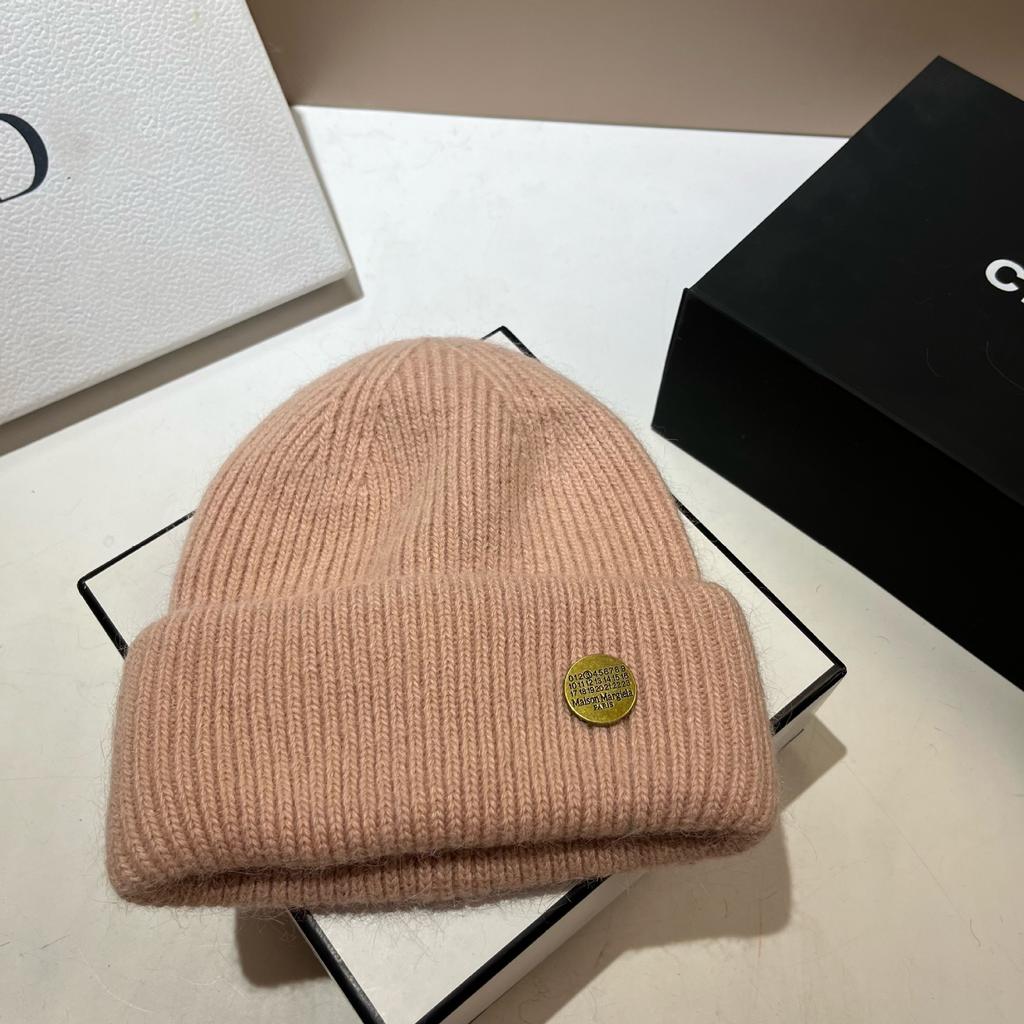 Winter High-Quality Rabbit Fur Knitted Hat Northern Cold Warm Soft Waxy Ear Protection Wool Hat Simple Cold Hat