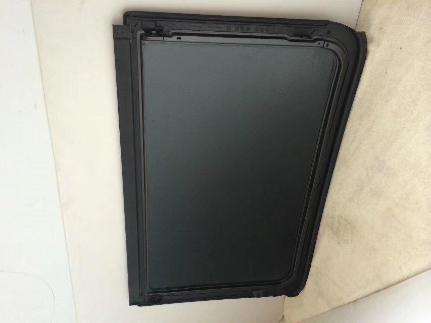 Universal Car Sunroof Glass Assembly - Quick Install, Nationwide Service, Best Seller