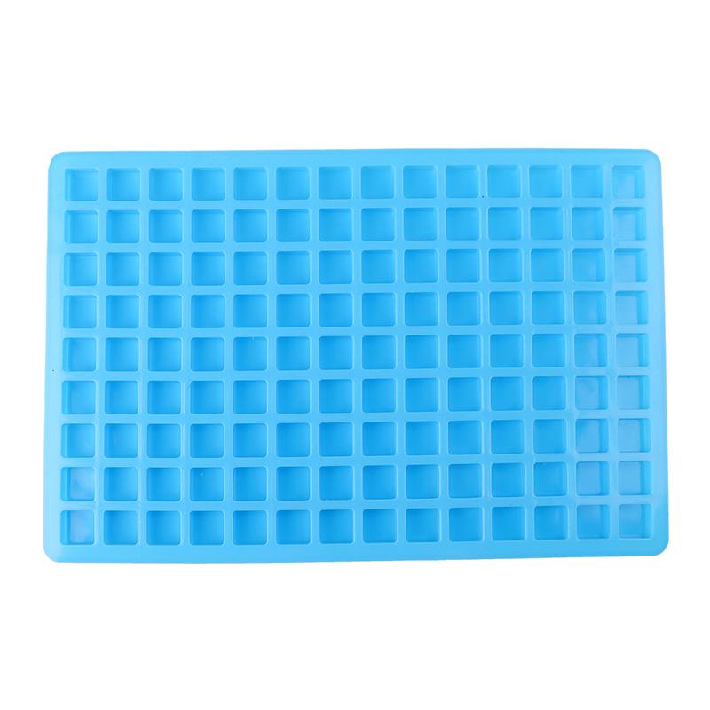 126-Kammer-Quadrat-Silikonform DIY Hausgemachte Mini-Süßigkeiten Schokolade Gummibärchen Eiswürfel Gelee Backformen Kuchen Dekorationswerkzeuge