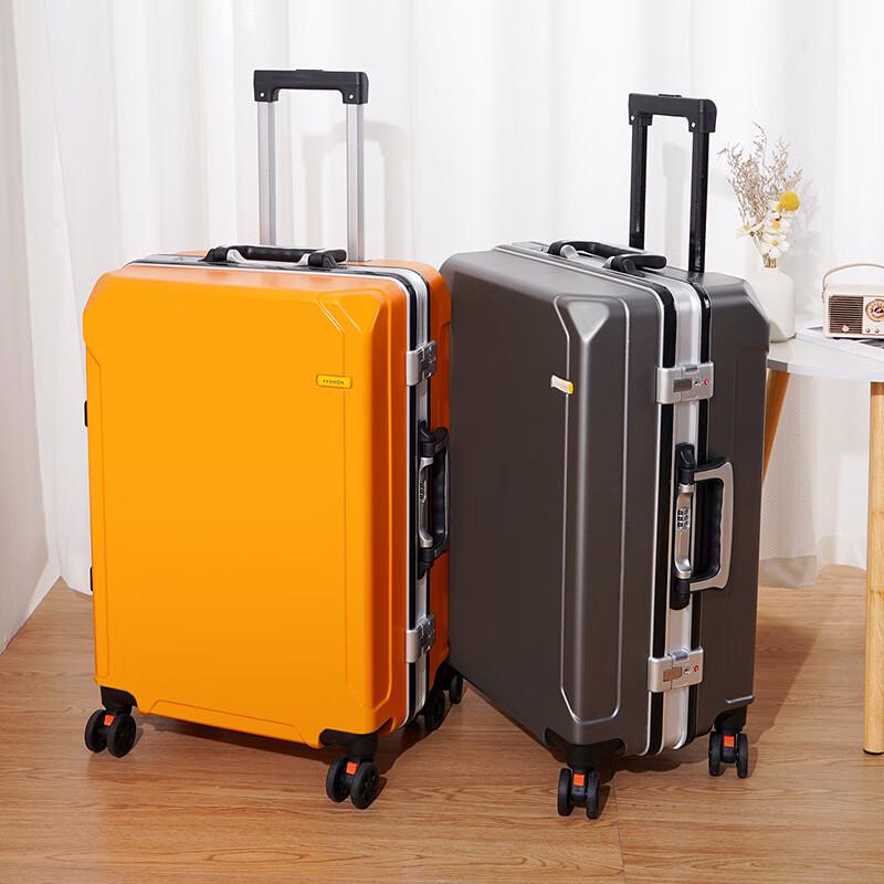 Multi-functional Spinner Travel Luggage 26 inch