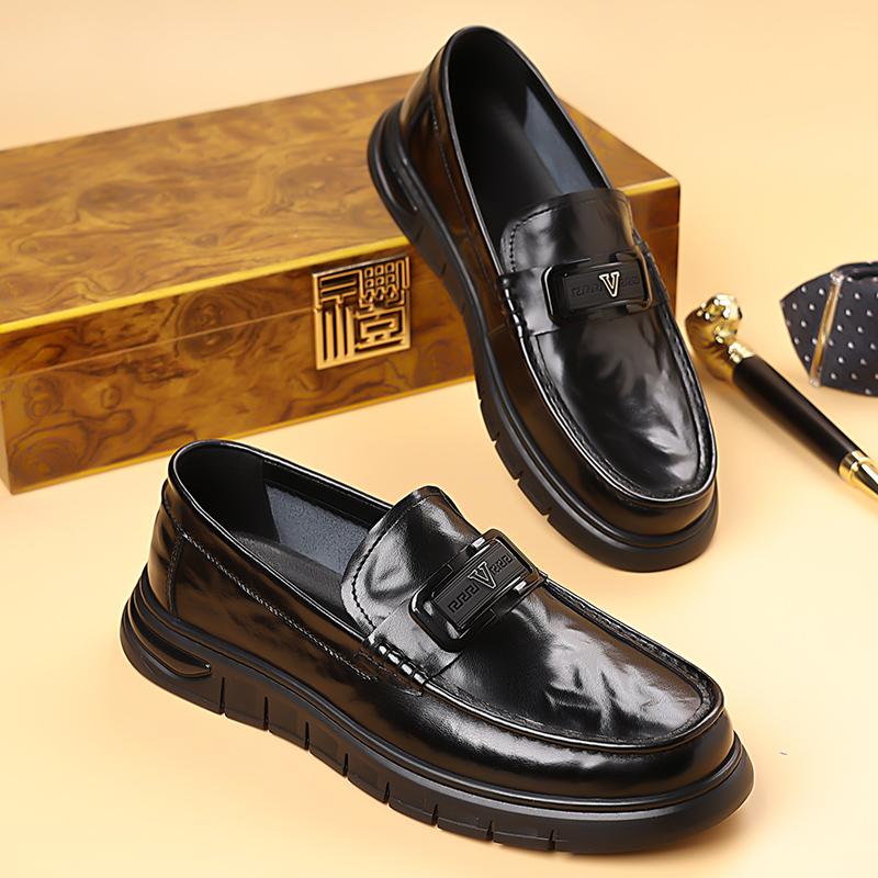 Fashion None Slip Mens Stitching Loafers Handmade Leather Business Shoes Wedding Formal Casual Shoes New Leisure Walk Male Slip On Flats