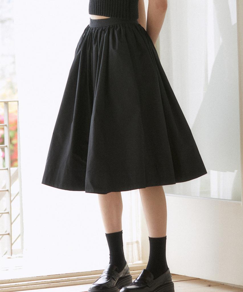 Laleugo Pleats Skirt (Black)