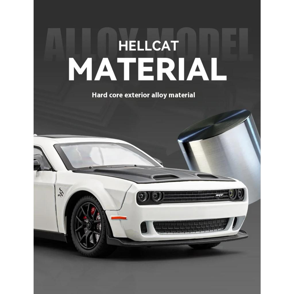 1:/24 Scale Dodge Challenger SRT Hellcat Redeye Muscle Alloy Diecast Car Model Computer Desktop DIY High Simulation Collection Ornament