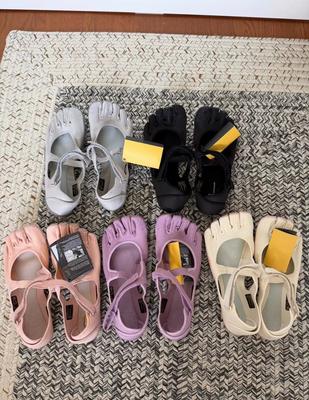 Five-Finger Shoes Women'S Indoor Yoga Pilates Barefoot Comprehensive Training Non-Slip Fitness Shoes In Box Fast Shipping