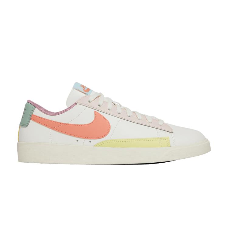 Nike Wmns Blazer Low LE Pastel 42
