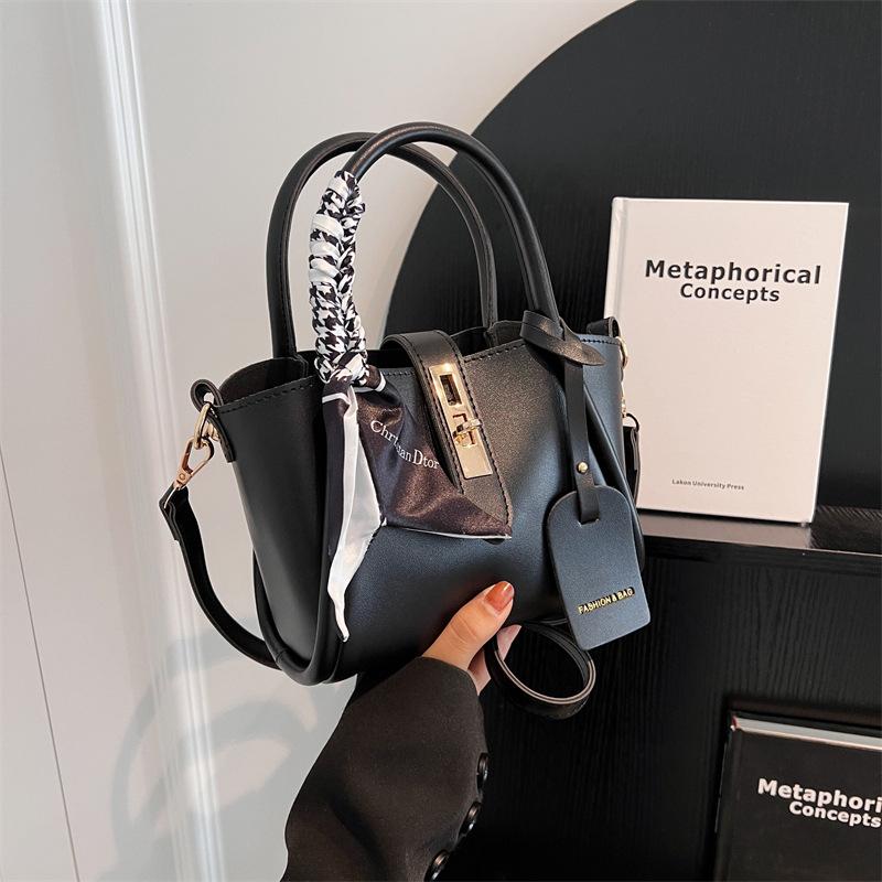 Beliebte Tasche Damen neue Textur vielseitige Handtrage Umhängetasche Nischendesign Bucket Bag