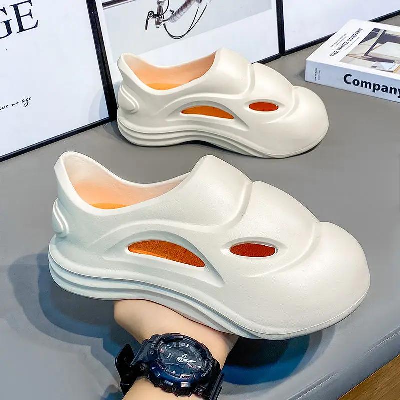 

Closed Men s Sandal Toe Hole Shoes Beach Ultralight Luxury H Number 41 Summer 2026 High Quality New Arrival Japanese Male Shoe 36