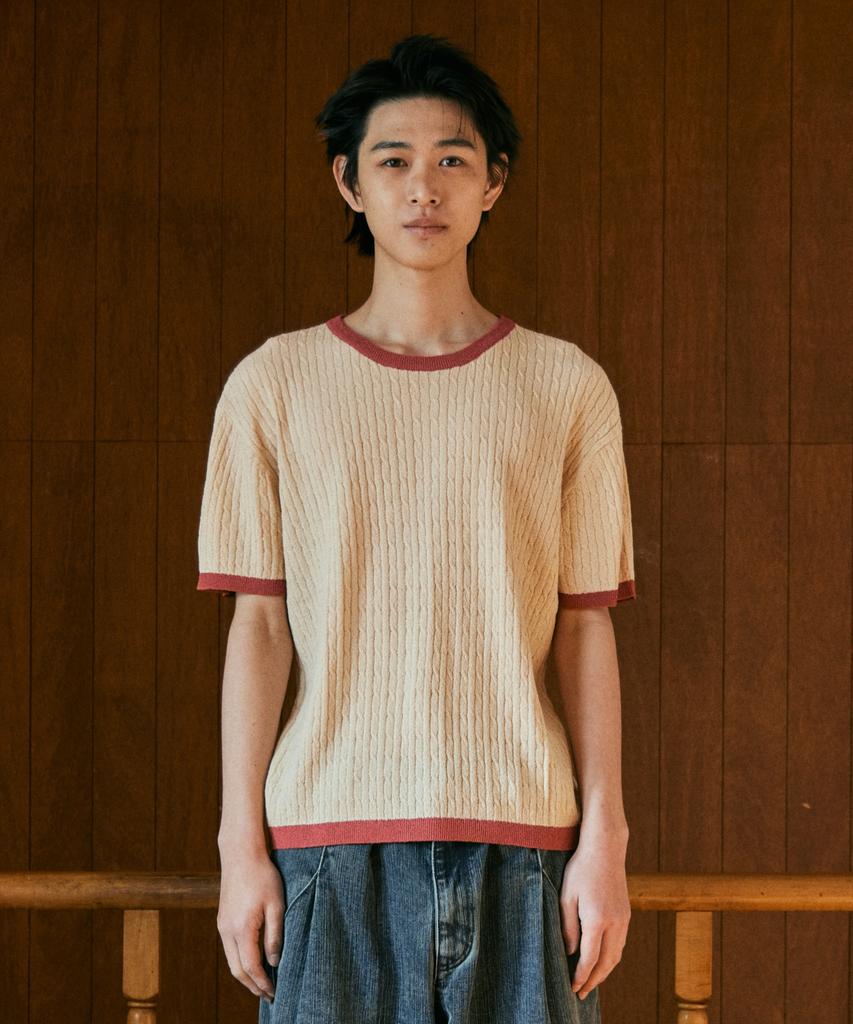 Iseuteuseobiseusyab Ess Ringer Knit Short Sleeve Tee - Beige