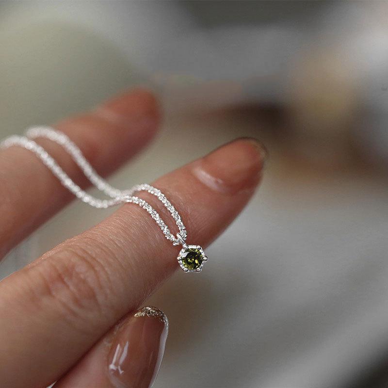 Green Diamond Baby's Breath Necklace - 2025 Trendy, Super Shiny, with a Unique Light Luxury Design.