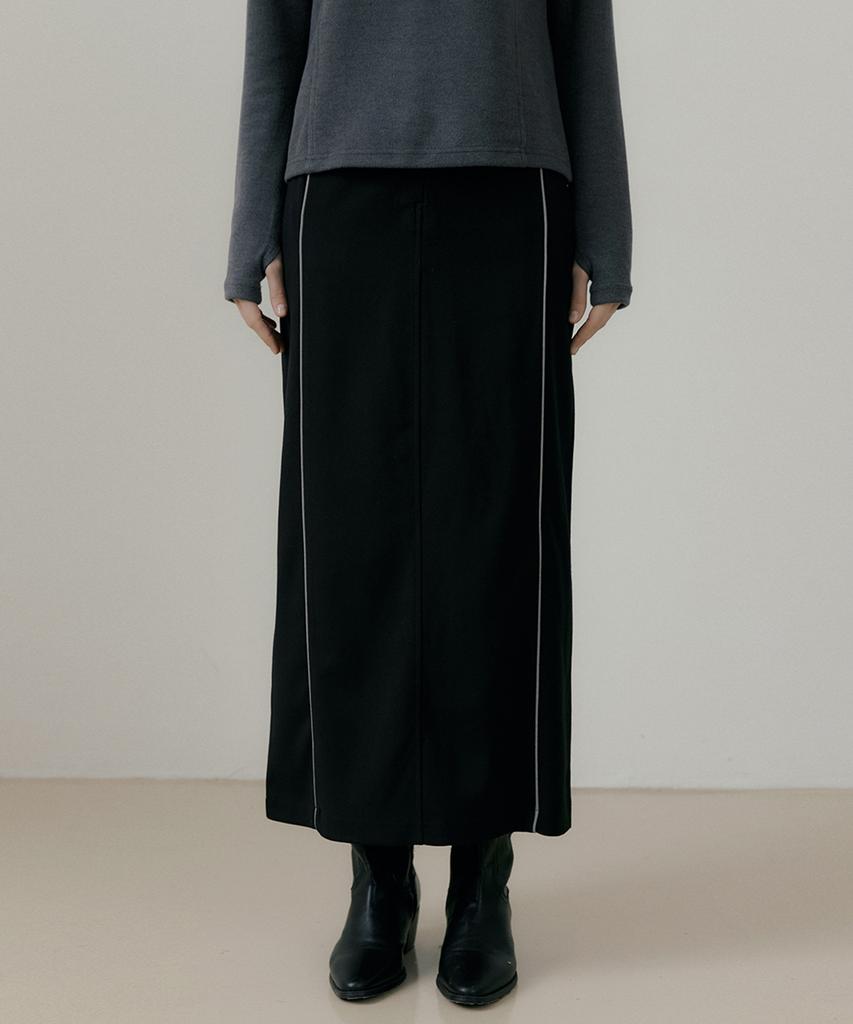REORG Rie Line Point Long Skirt Black