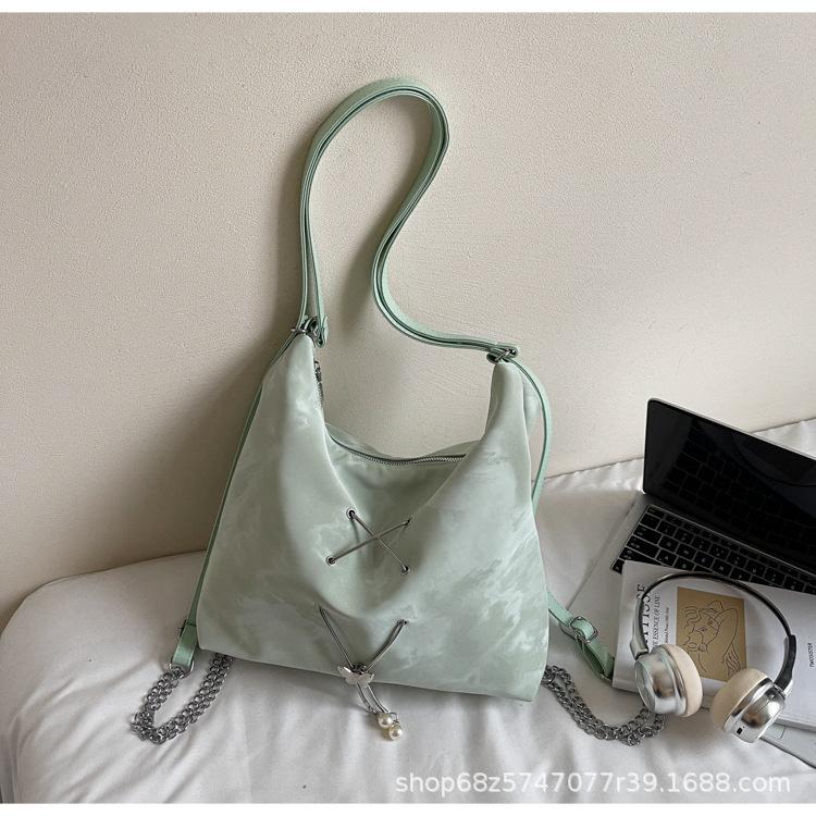 

Gentle texture simple chain shoulder bag women s 2025 spring new solid color ins messenger bag tote backpack зелёный