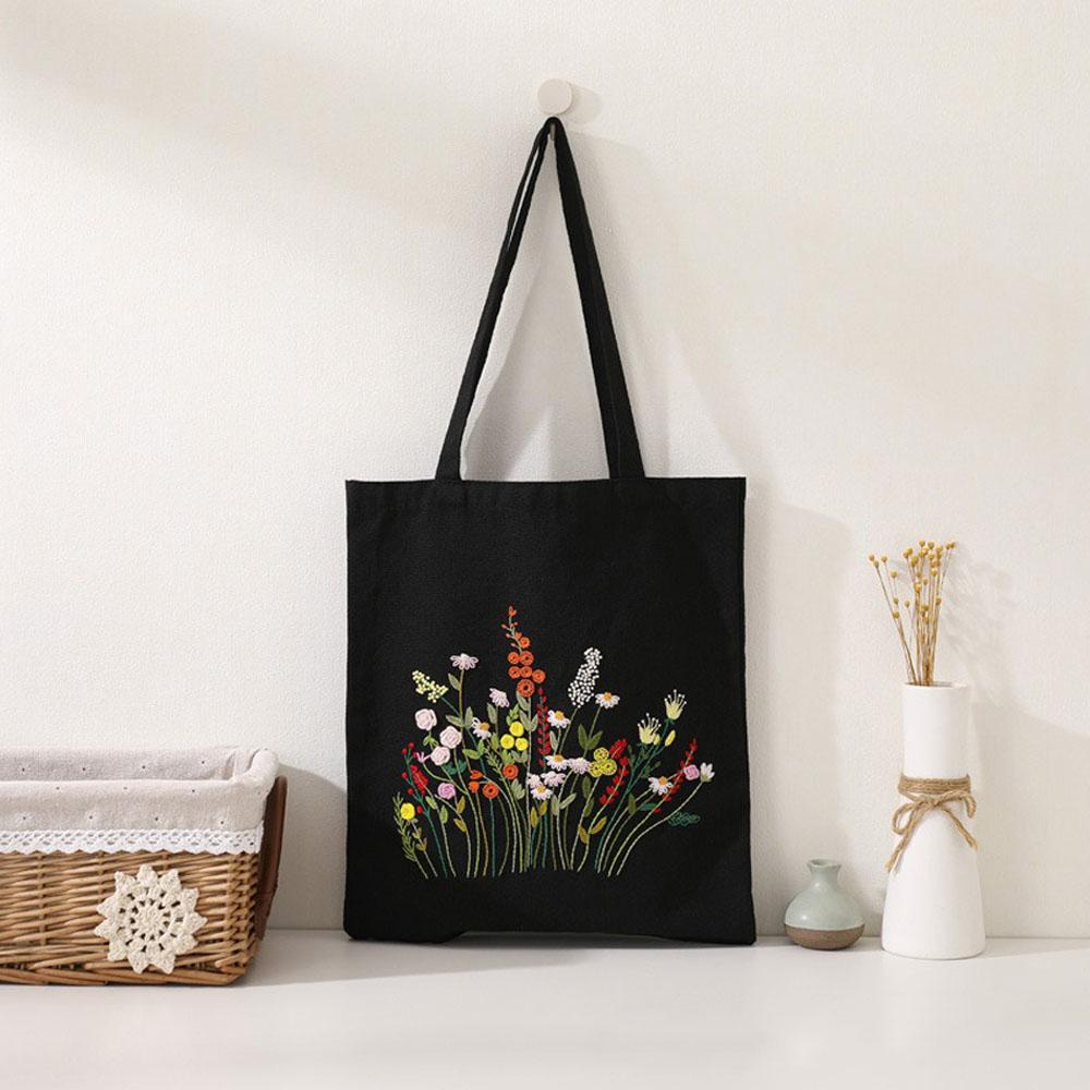 1 Set DIY Stickerei Kreuzstich-Set Nadelmalerei Blumen Schwarzes Segeltuch Wiederverwendbare Damen-Einkaufstasche Handarbeit Nähzubehör