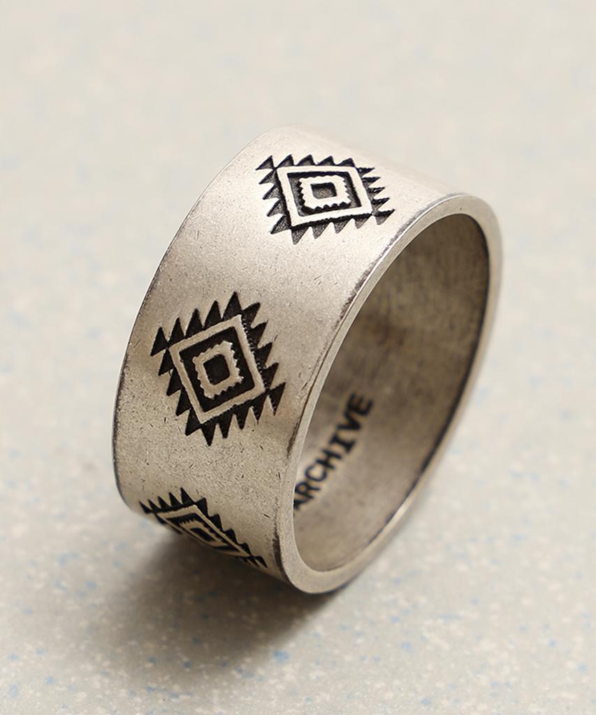 Towtow Archive Sani Stamp Wide Narrow Ring Set Silver Burnished