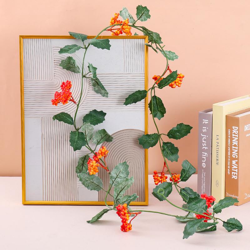 Christmas Decorative Faux Vine With Red Fruit For Holiday Home Decor