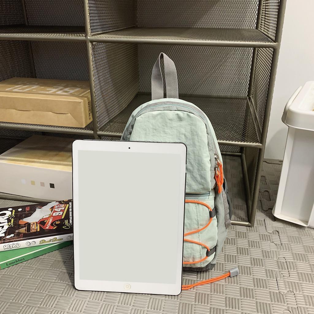 Japanese-Style Mini Casual Backpack, Fashionable Outdoor Sports Cycling Small Backpack, Lightweight Simple Picnic and Hiking Bag