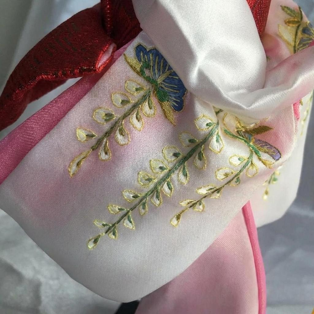 Japanese Geisha Doll, 9" Gifts Girl Statue Asian Kimono Doll Desktop Ornament Collectible Figurine, for Desk Office Cabinet Home
