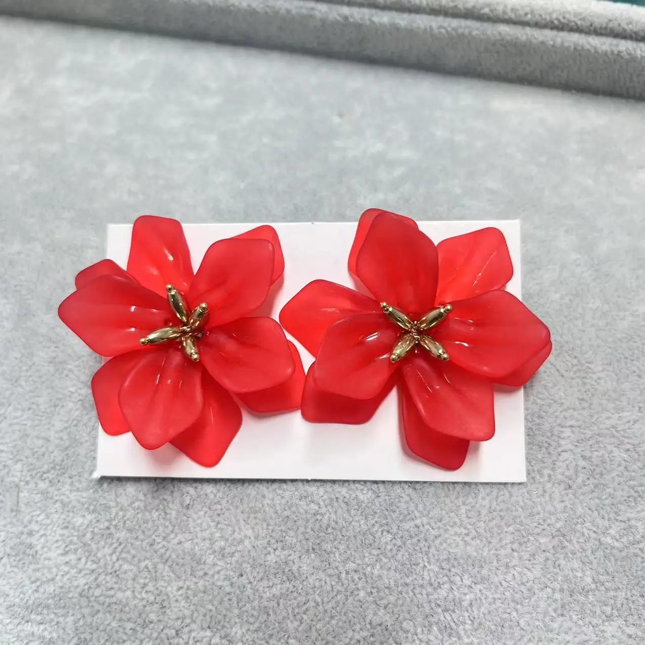 

Delysia King Women Romantic Temperament Acrylic Petal Earrings Girl 2025 Cute Lifelike Flower High Grade Ear Stud червоний