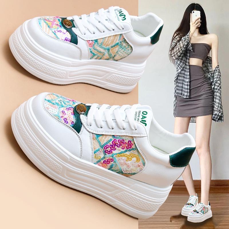 Autumn new high-value leather thick-soled sequins little white shoes women's explosive version small height-increasing student shoes