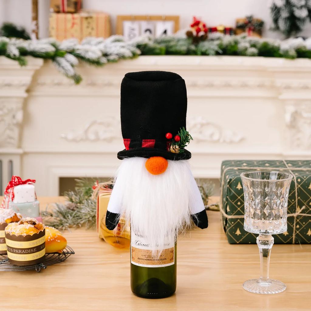 2025 New Arrival Christmas Ornament Knitted Wool Belt Elderly Red Wine Bottle Cover Table Dress Up Kitchen Decor Wholesale