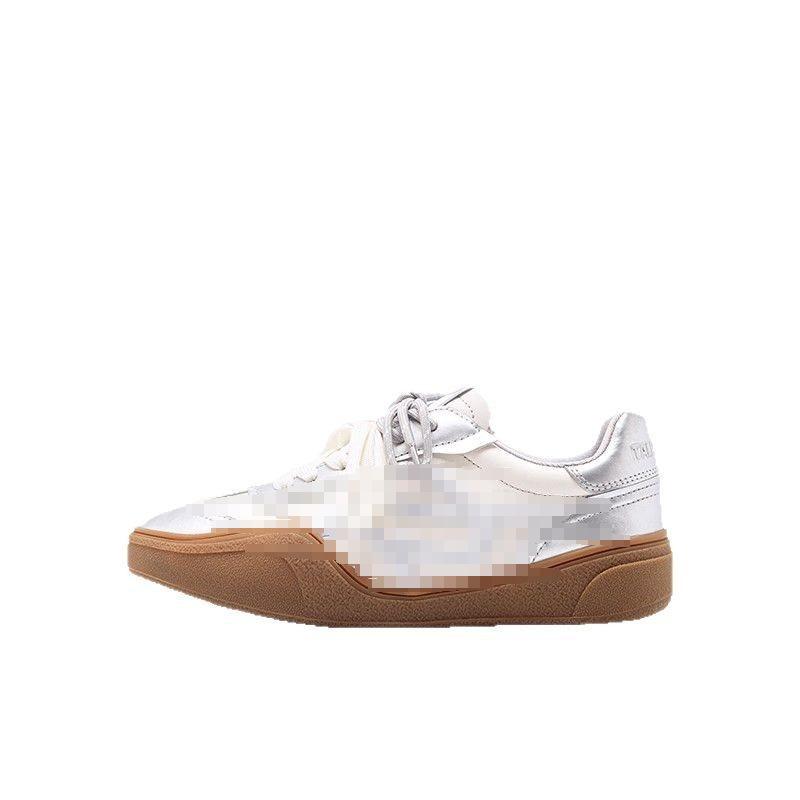 Leather soft sole soft surface shoes spring new embroidery casual sports shoes board shoes