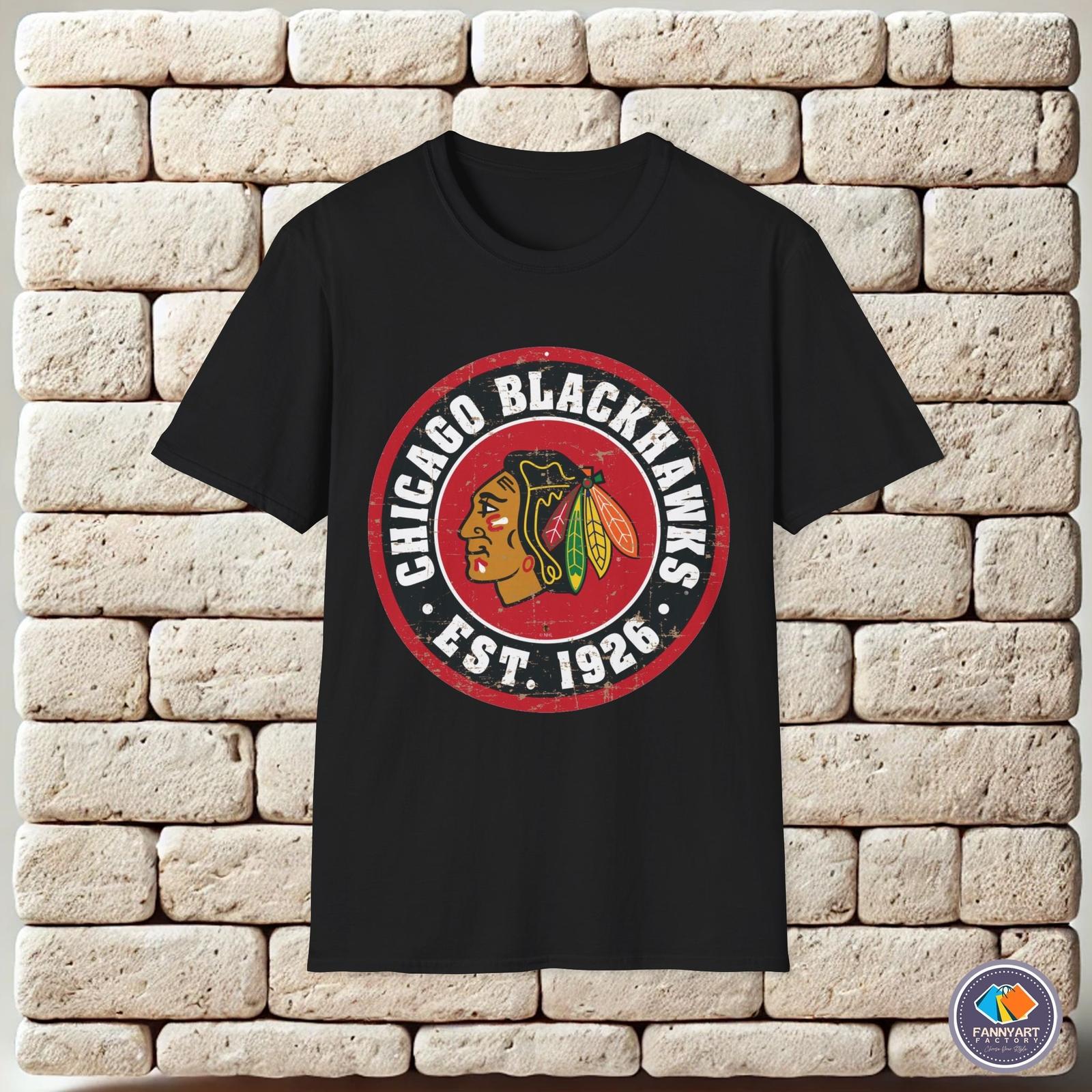 Chicago Blackhawks NHL Club Logo Symbol Unisex T-Shirt XL