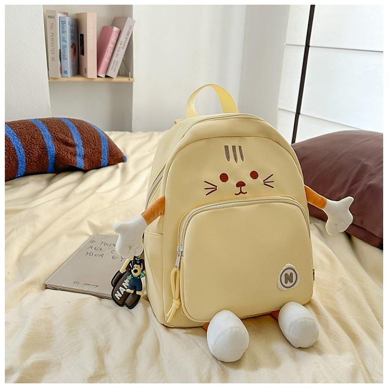 New high-value, fresh and sweet, cute cartoon chick backpack, grade 3-6 large-capacity backpack for primary school students