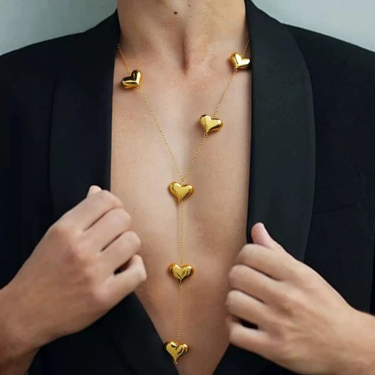 2025 Ретро Креативная Преувеличенная Персиковое Сердце Кисточка Универсальная Шерстяная Цепочка INS Продвинутая Цепочка на Ключицы 50cm