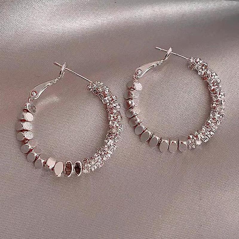 Luxury French Large Circle Plated Earrings with Niche Design