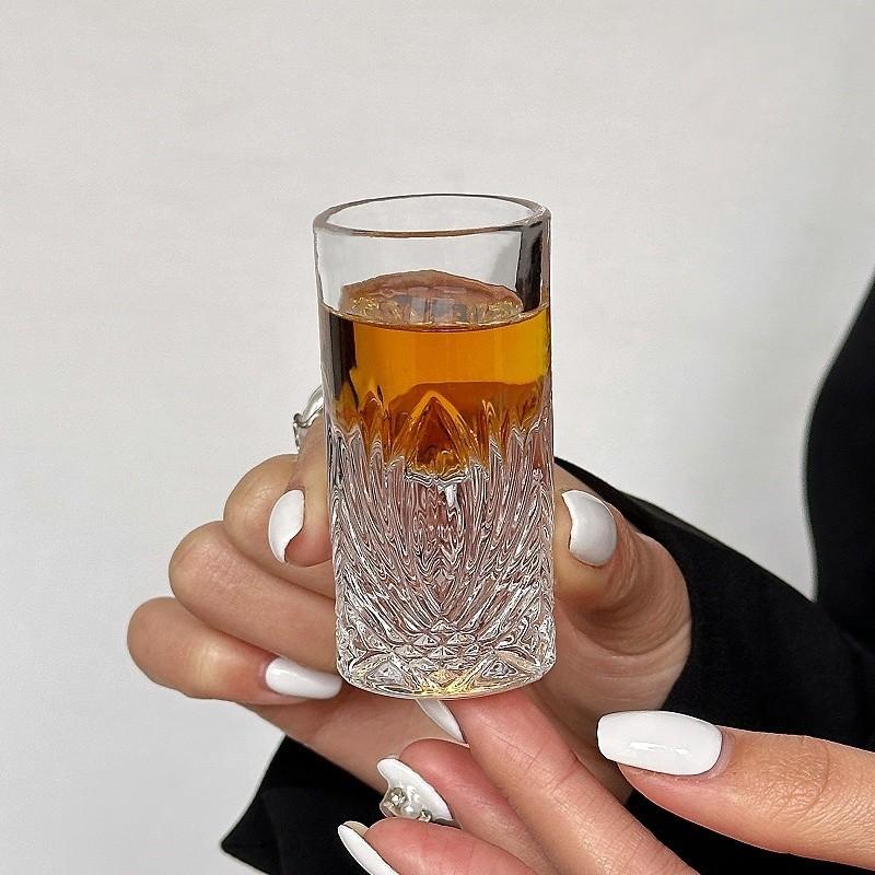 20ml Elegant Cocktail Glass Party 2pcs Sets Thick Bottomed Wine Glass Creative Shot Glass Luxury Wine Glasses Bar Accessories