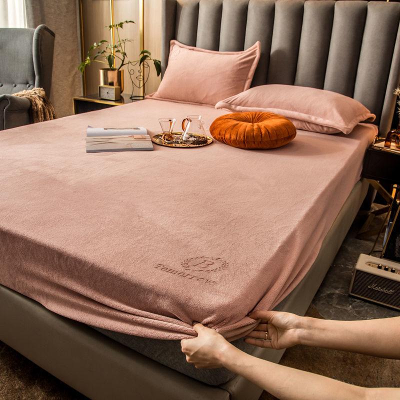 Mattress Thickened Milk Fleece Thermal Mattress Simmons Protective Cover Bed Cover Mattress Pillowcase Three-Piece Set