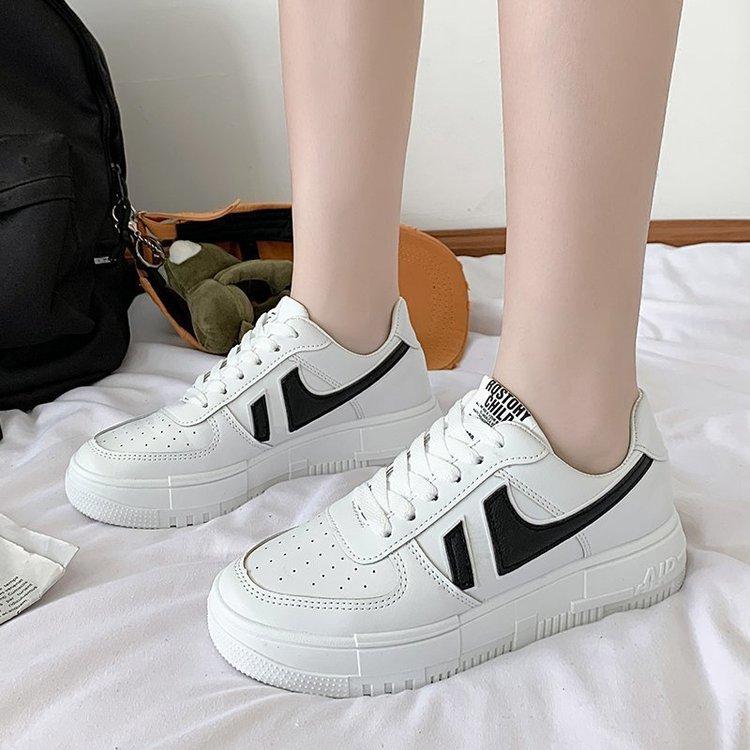 Internet Celebrity Board Shoes, Female Korean Version, Student White Shoes, Instagram Trendy Sports and Casual Shoes, Easy To Match, Trendy Shoes