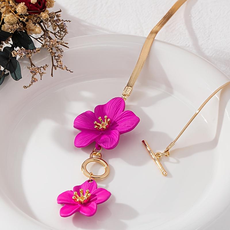 Women's Golden-Tone Double White Floral Pendant Necklace - Elegant Minimalist Chain Jewelry for Daily Wear & Parties, Versatile Year-Round Accessory,