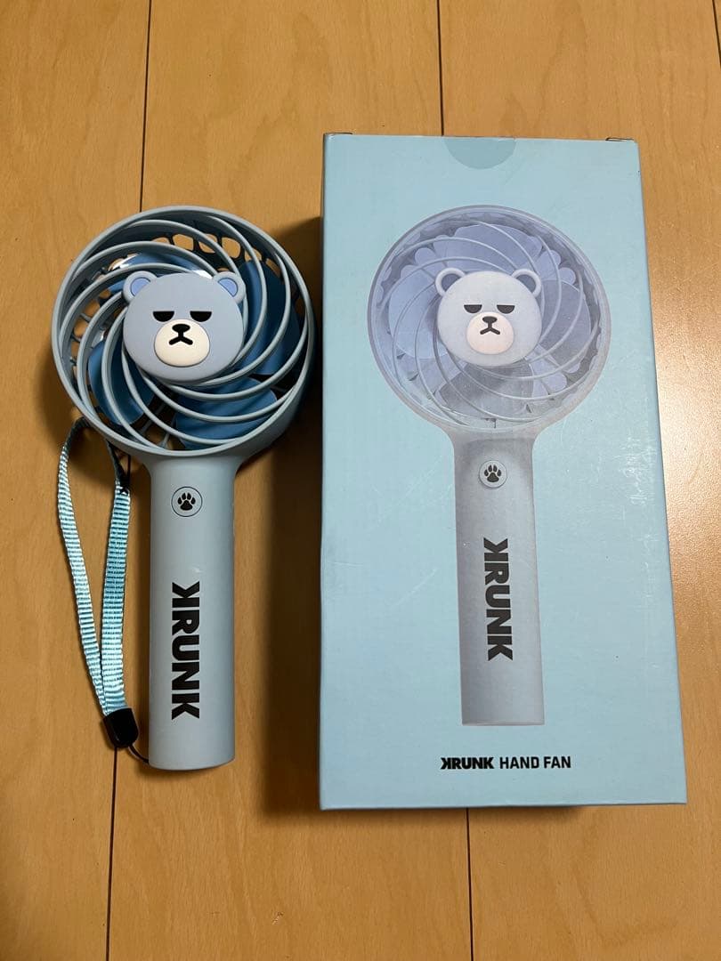 

[USED] BIGBANG KRUNK Handy Fan Mini Fan