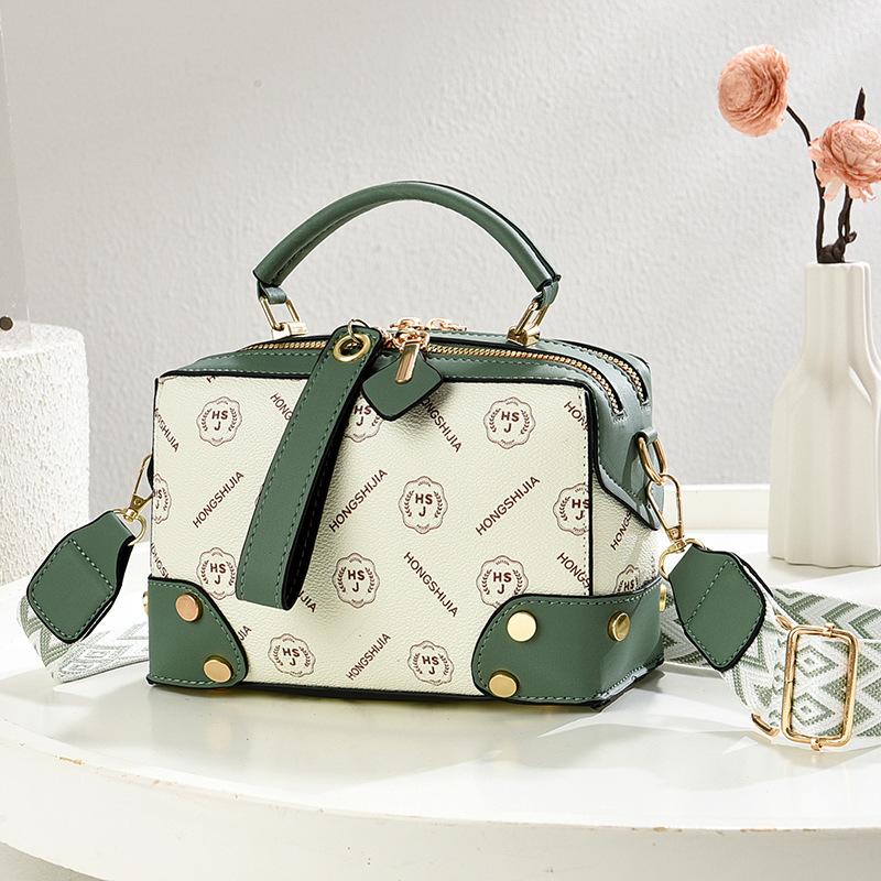 Temperament and texture messenger bag New exquisite women's bag Daily casual handbag