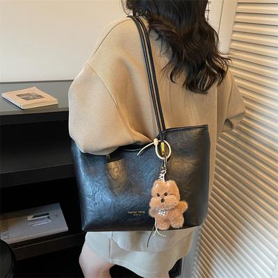 Textured Minimalist Tote Bag Fashion 2026 Spring New Large-capacity Ladies' Shoulder Bag