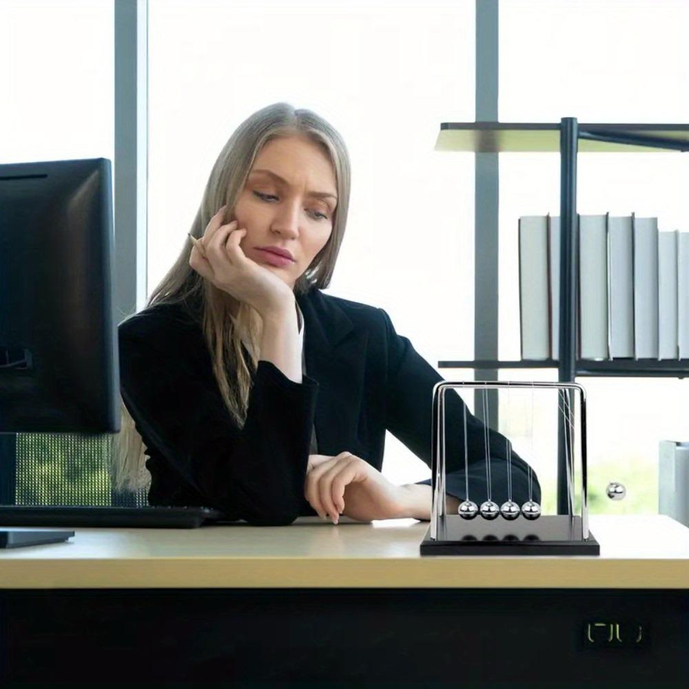 Physikalisches Wissenschaftsspielzeug Newton-Pendel Kugelkollision Energieerhaltungssatz Kugel Büro-Desktop-Dekoration Weihnachtsgeschenk