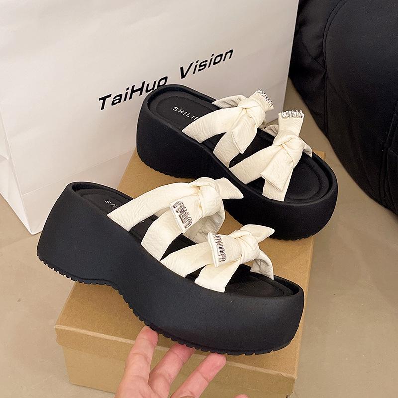 

Thick-bottomed cool slippers women s new summer temperament fashionable versatile bow slippers 35