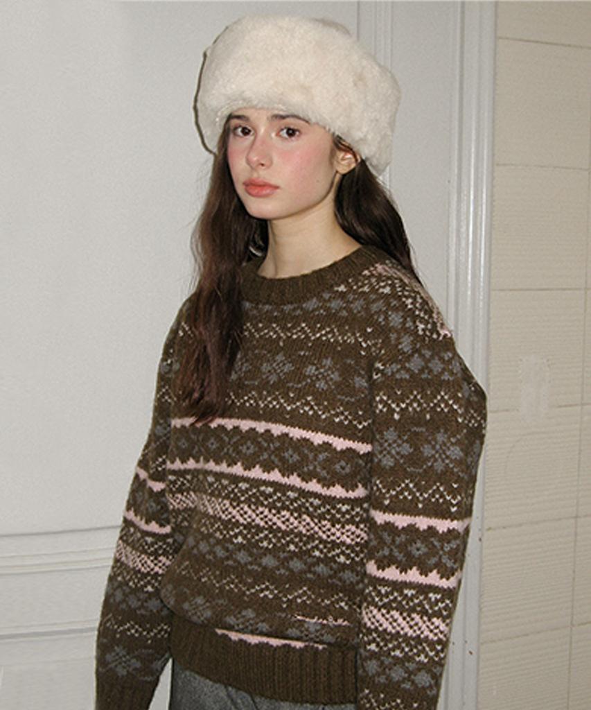 Sseomweeobeoteo Merry Alpaca Nordic Knit - Brown