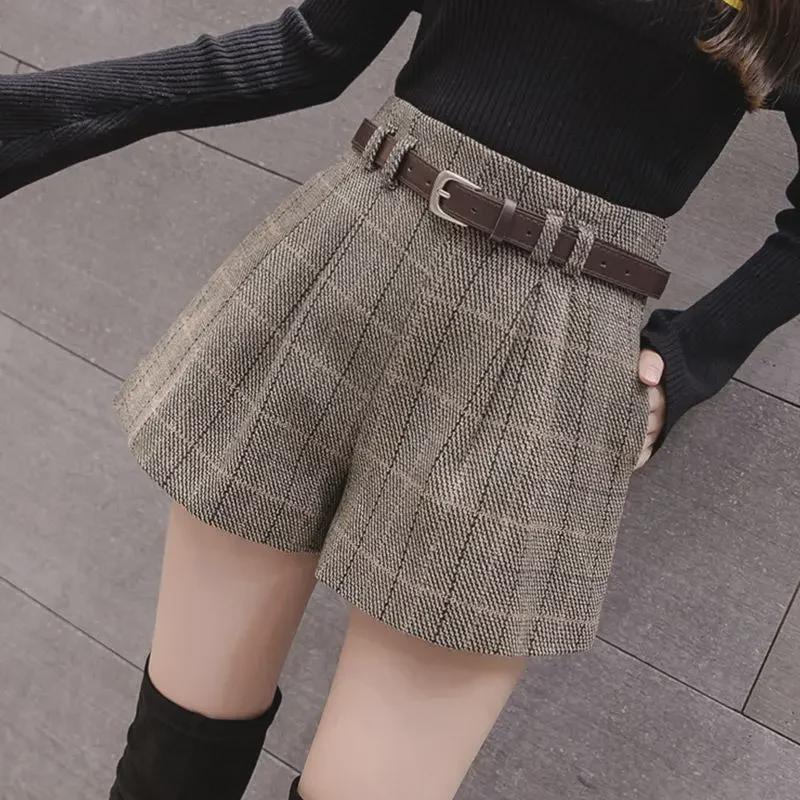 2024 Spring/Autumn High-Waist Plaid Woolen Shorts with Belt for Women – Fashionable Slim Fit