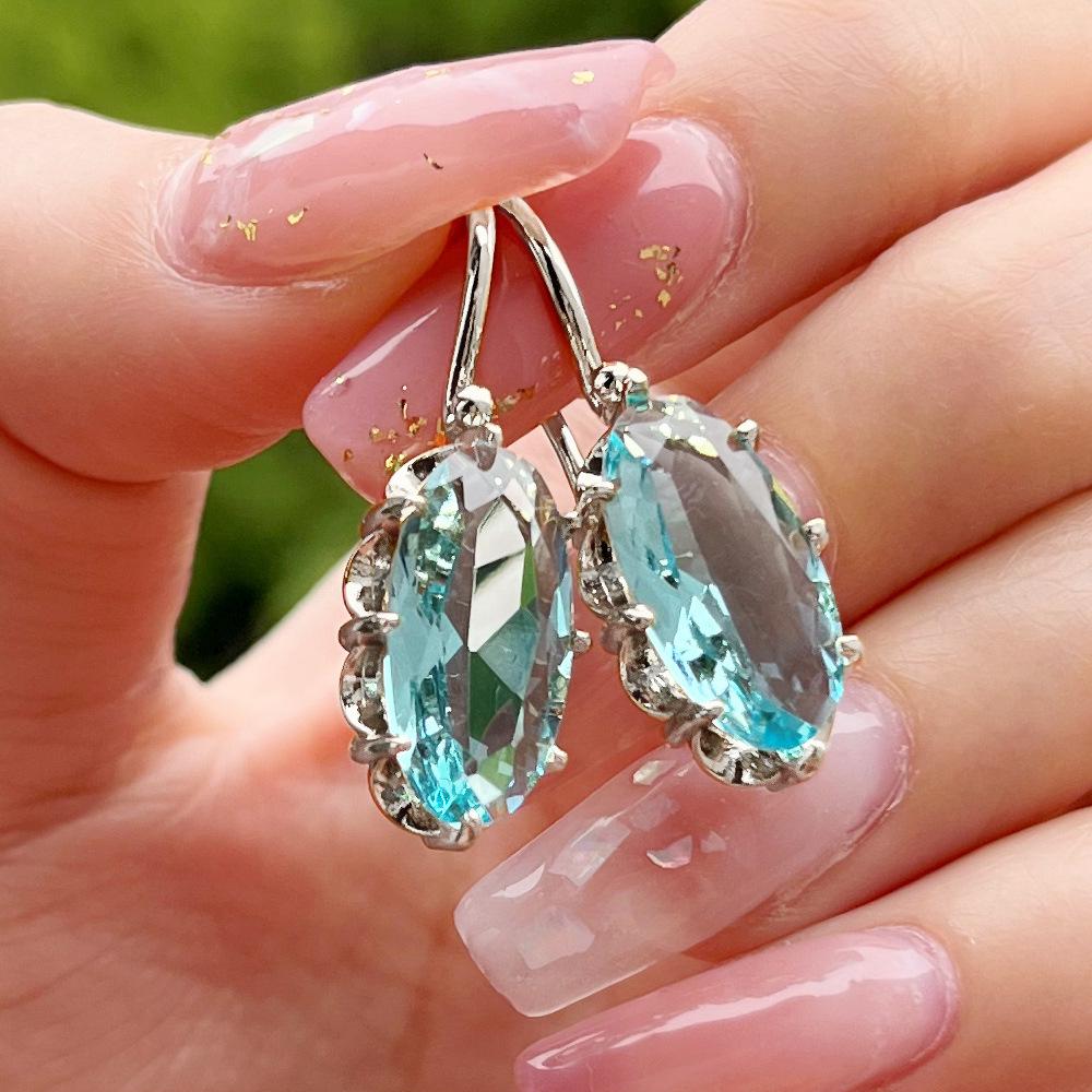 Cao Shi Retro Court Colorful Gem Eight-Claw Zircon Earrings