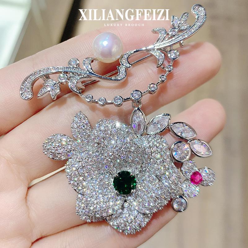Bo Xin Yun Elegant Rose Brooch with Zircon and Freshwater Pearls
