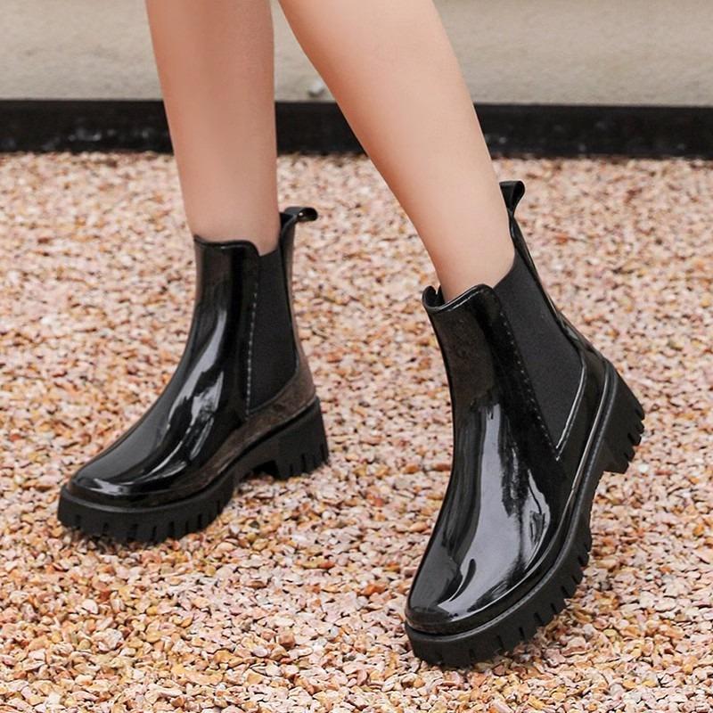 Rain Shoes Women's New Waterproof and Non-slip Water Shoes Thickened Wear-resistant Rain Boots Medium Tube Fashion Boots Rubber Shoes