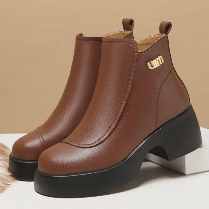 Women's Winter Cotton Short Boots with Thick Heels & Soles, Plus Velvet Lining for Warmth, Suitable for Middle-Aged Women